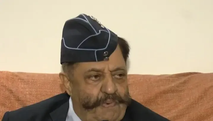 क्या असीम मुनीर का बयान राजनीतिक है, और भारत का आंतकवाद के खिलाफ सख्त रुख क्या है?