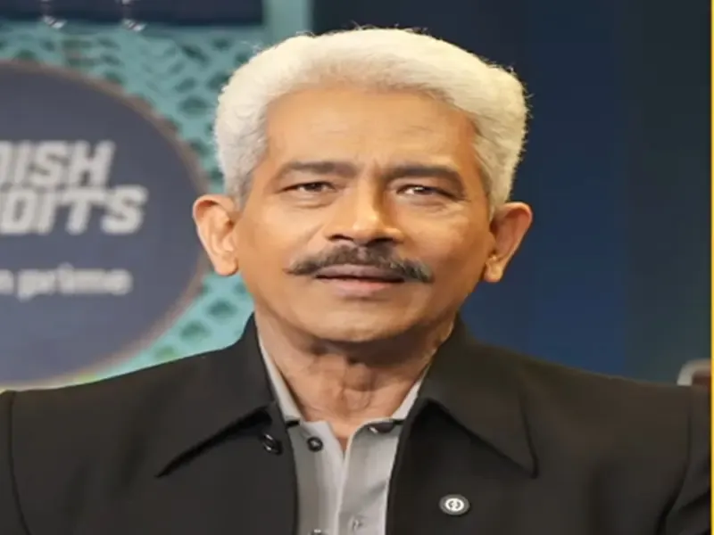 Atul Kulkarni Gains the Trust of a Wild Creature While Shooting at a Deserted Palace