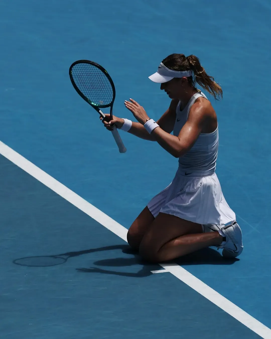 Badosa Advances to First Grand Slam Semifinal by Defeating Gauff