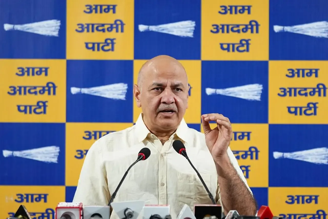 क्या ऑटो कंपनियों से भाजपा सरकार की मिलीभगत मिडिल क्लास को गाड़ियां खरीदने पर मजबूर कर रही है?