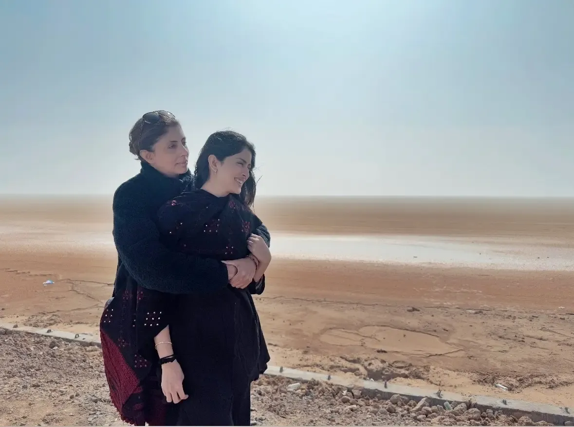 Bachchan Women Explore the Infinite White Salt Desert