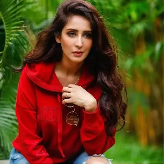 Chahatt Khanna from 'Bade Achhe Lagte Hain' Speaks Out on Her Hacked Instagram Account