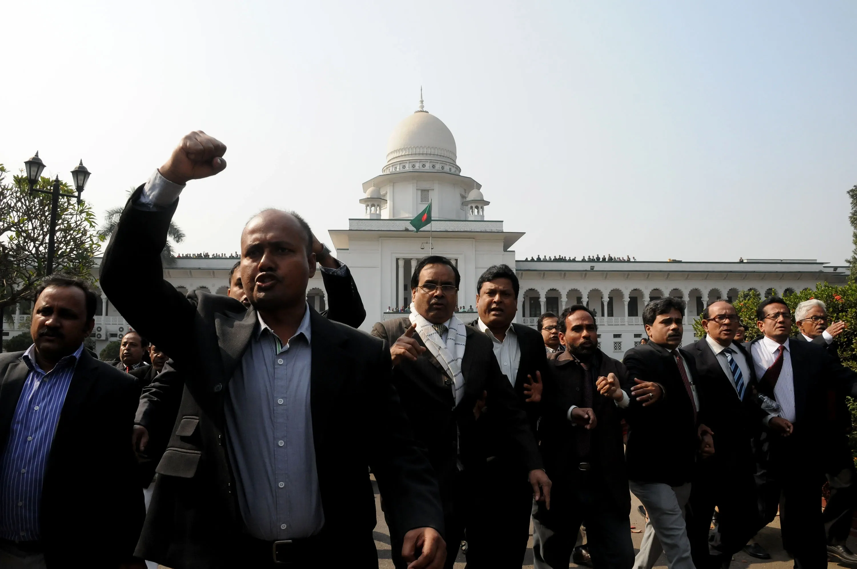 Why Did the Supreme Court of Bangladesh Stay Bail for 61 Lawyers?