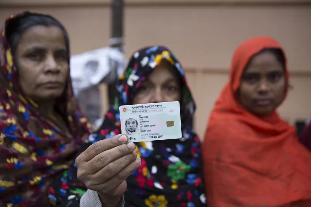 Bangladesh's Political Parties Clash Over Election Order
