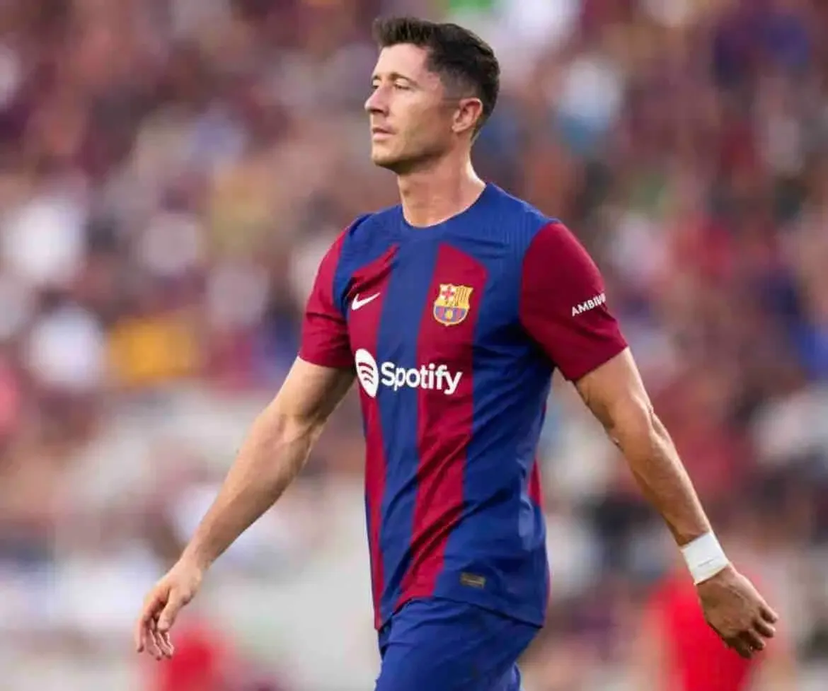 FC Barcelona's Robert Lewandowski Likely to Miss Copa del Rey Final
