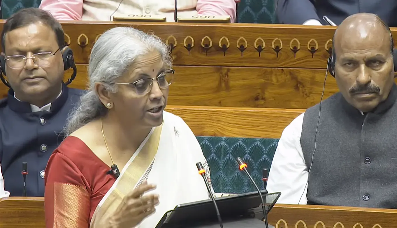 Kerala MPs Criticize Budget 2025-26 Except Suresh Gopi