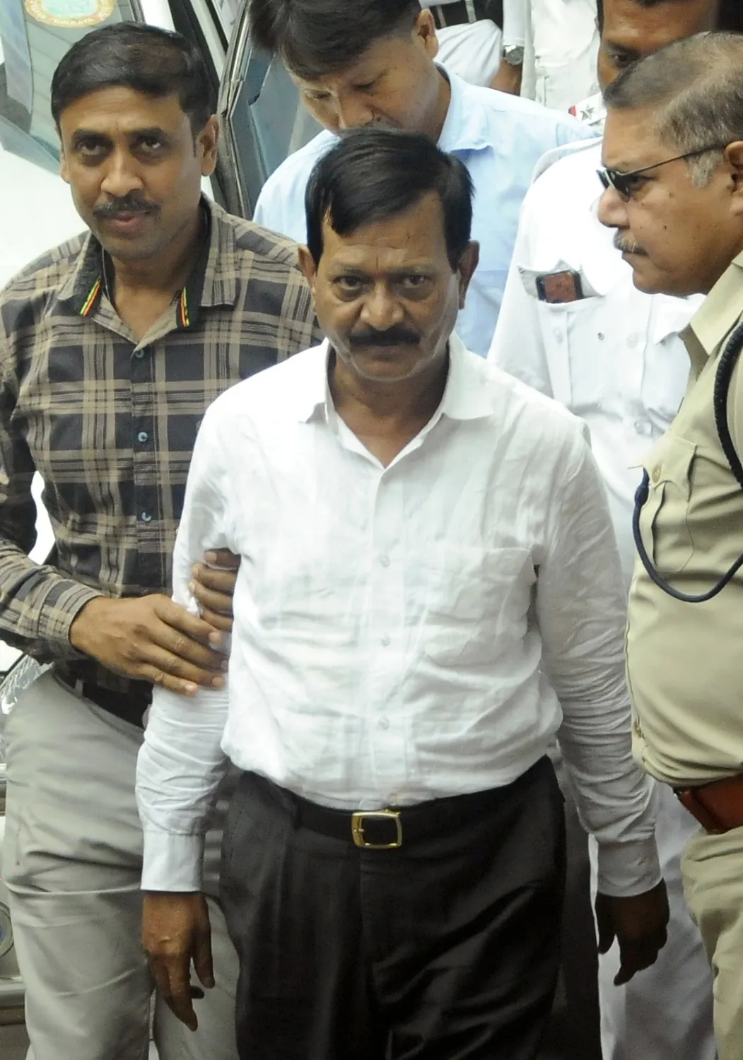 Bengal School Employment Scandal: Key Suspect Sujay Krishna Bhadra Admitted to Hospital