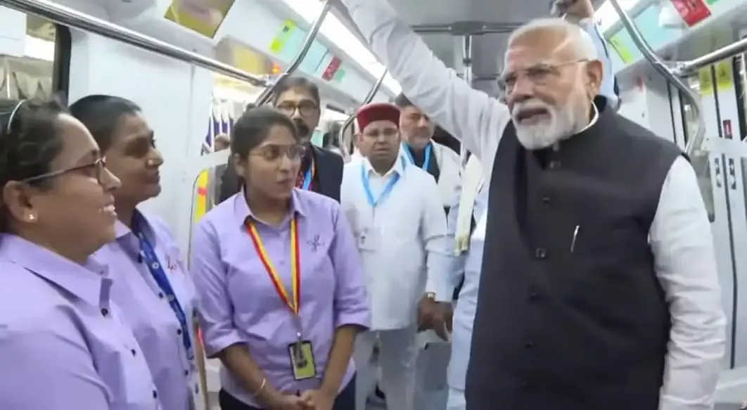 Did PM Modi Take a Metro Ride with Students in Bengaluru?