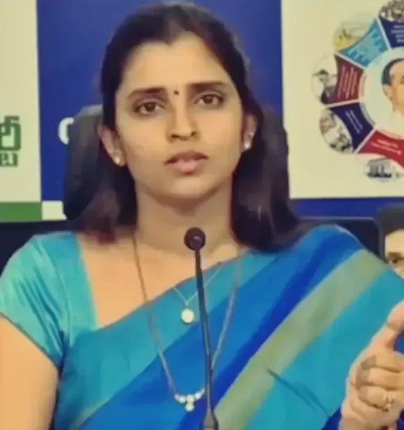 Syamala Reddy, Anchor, Interrogated by Police in Betting Apps Investigation