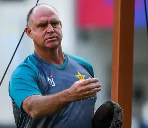 BGT 2024-25: Hayden Urges India to Bat First Despite Tough Conditions