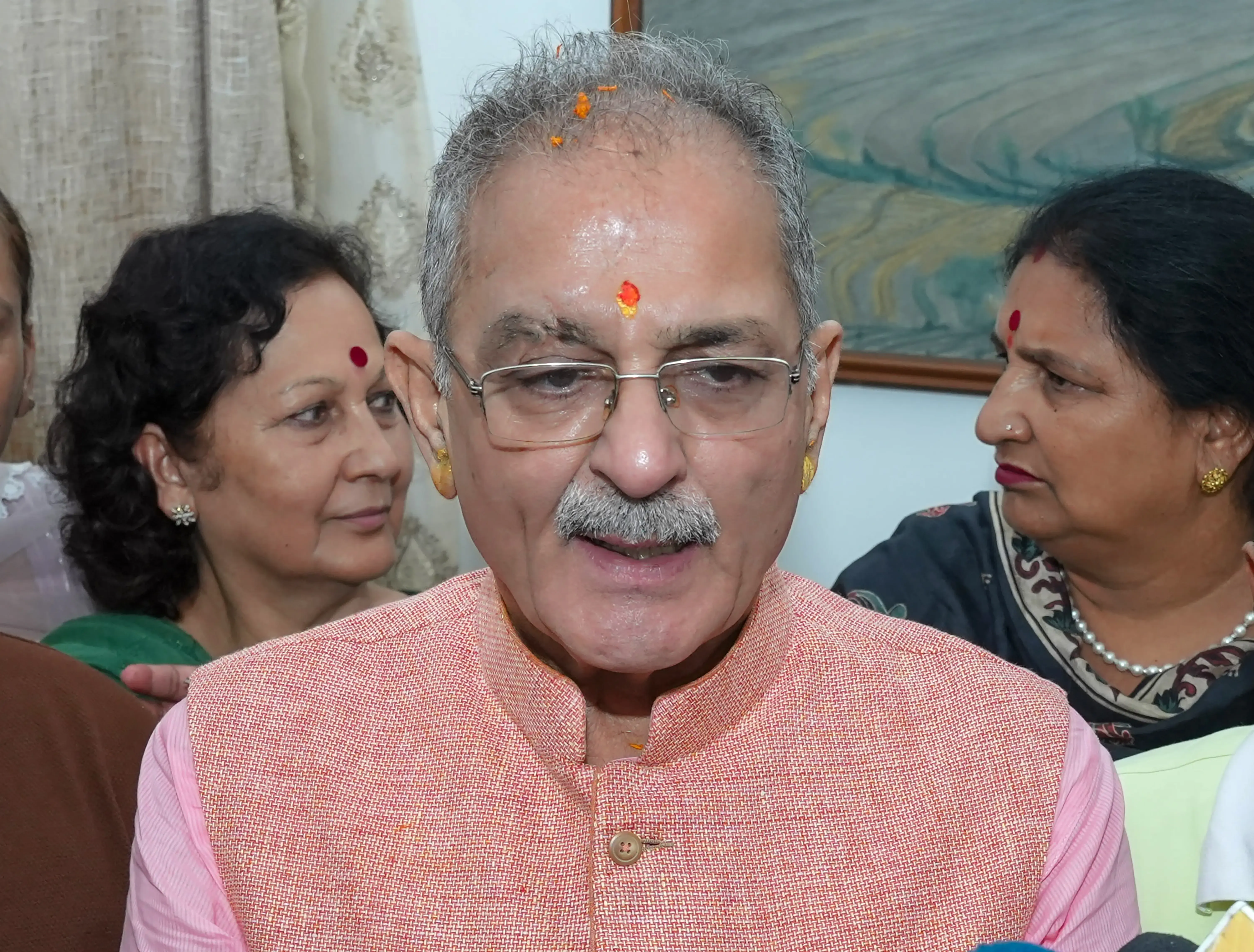 क्या भारतीय सेना पर सवाल उठाना उचित है? उपराज्यपाल कविंदर गुप्ता का स्पष्ट बयान