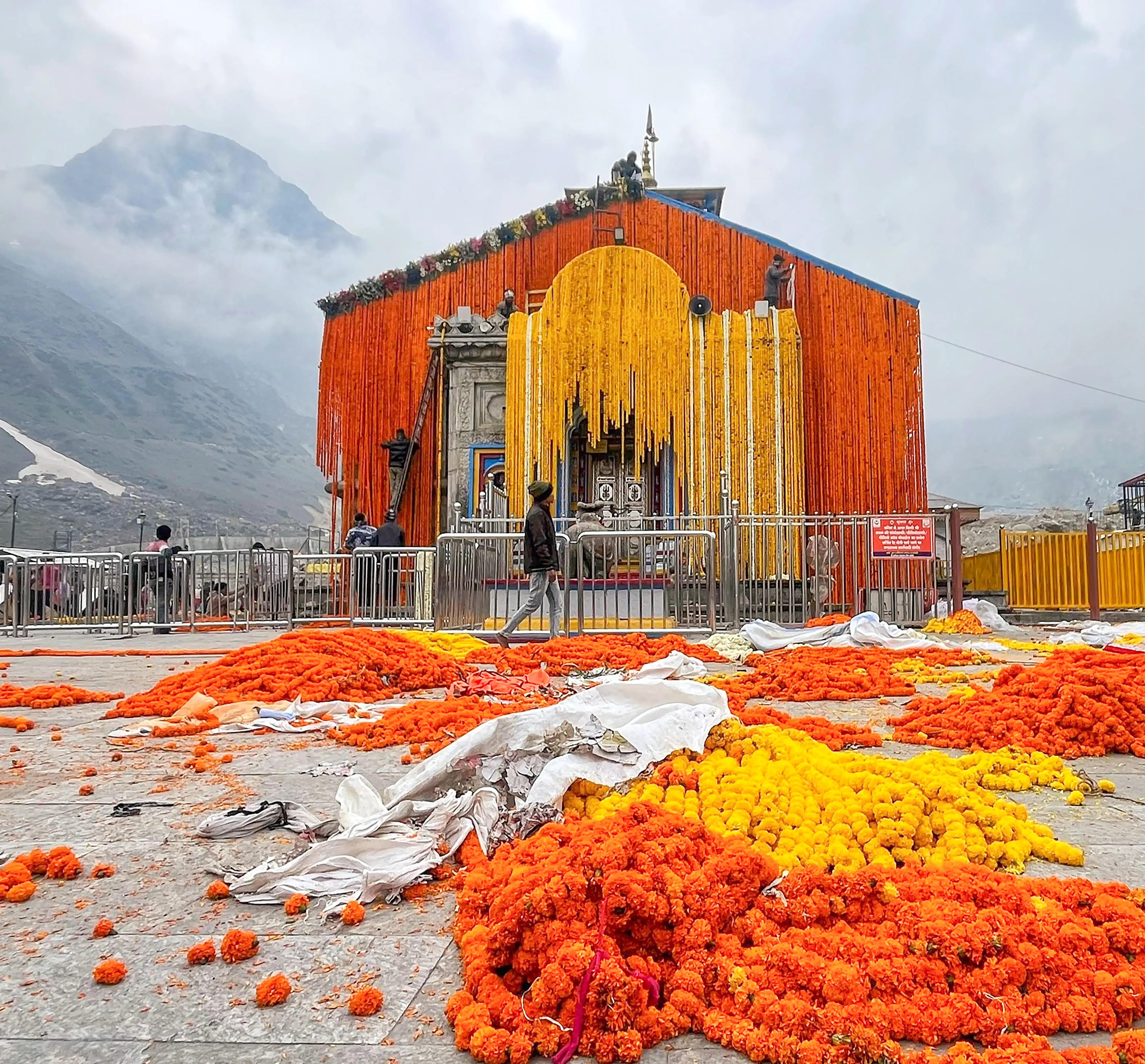 क्या भारी बारिश ने केदारनाथ यात्रा को बाधित कर दिया?
