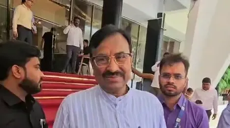 क्या हिंदी पर विवाद होना दुर्भाग्यपूर्ण है, जबकि अंग्रेजी पर नहीं? : भाजपा नेता सुधीर मुनगंटीवार