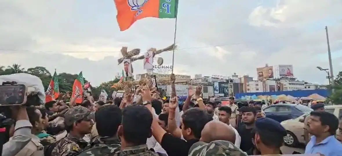 क्या भुवनेश्वर में भाजपा युवा मोर्चा ने एनएसयूआई नेता की गिरफ्तारी को लेकर प्रदर्शन किया?