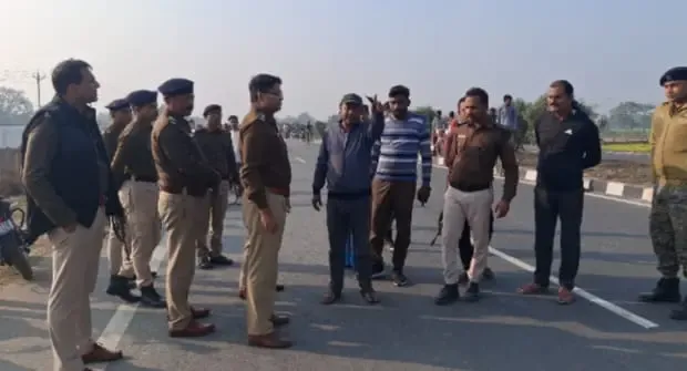 Tragic Road Accident in Muzaffarpur Claims Lives of Five Nepalese Nationals