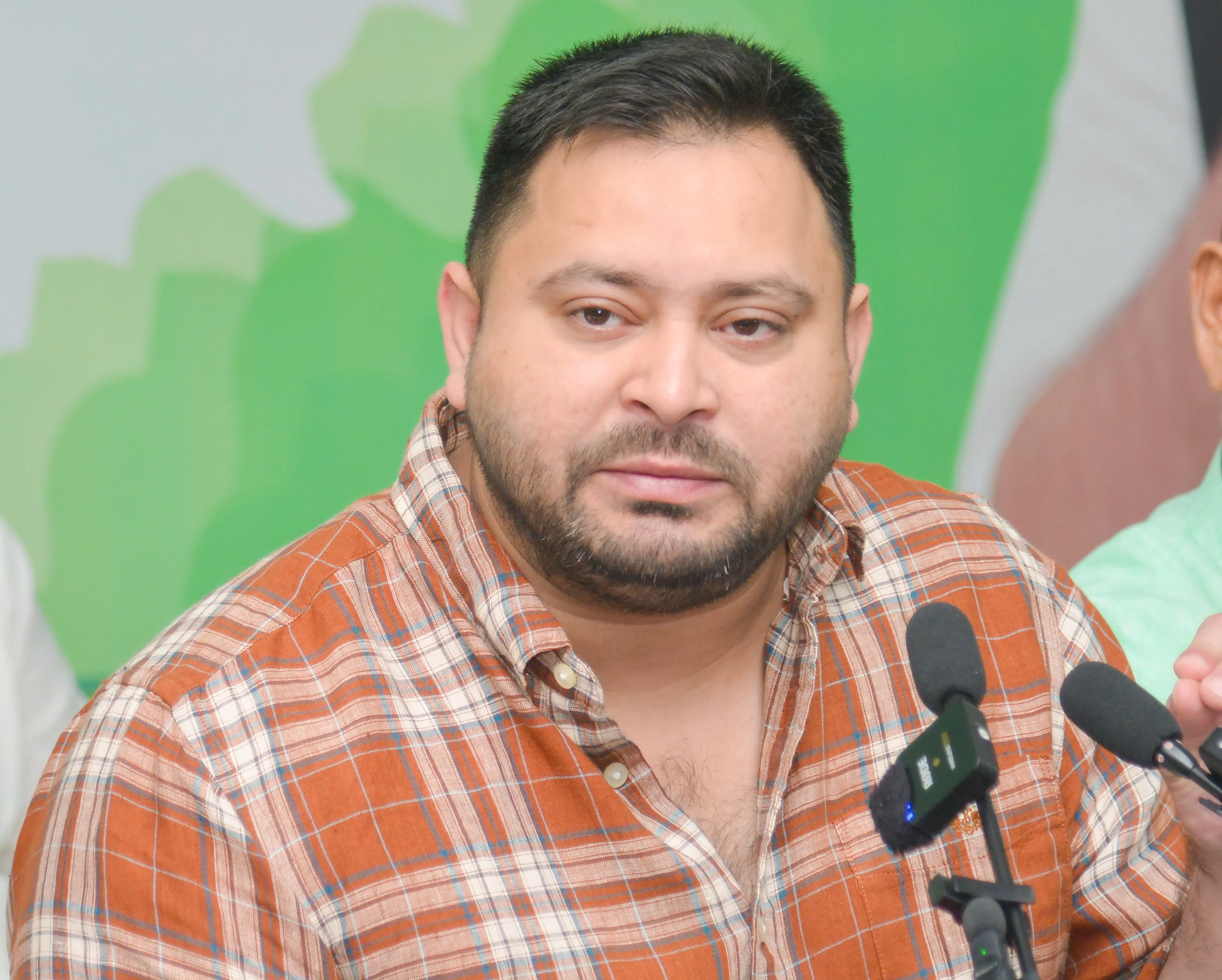 क्या बिहार में राहुल गांधी की 'वोटर अधिकार यात्रा' ऐतिहासिक होगी? : तेजस्वी यादव