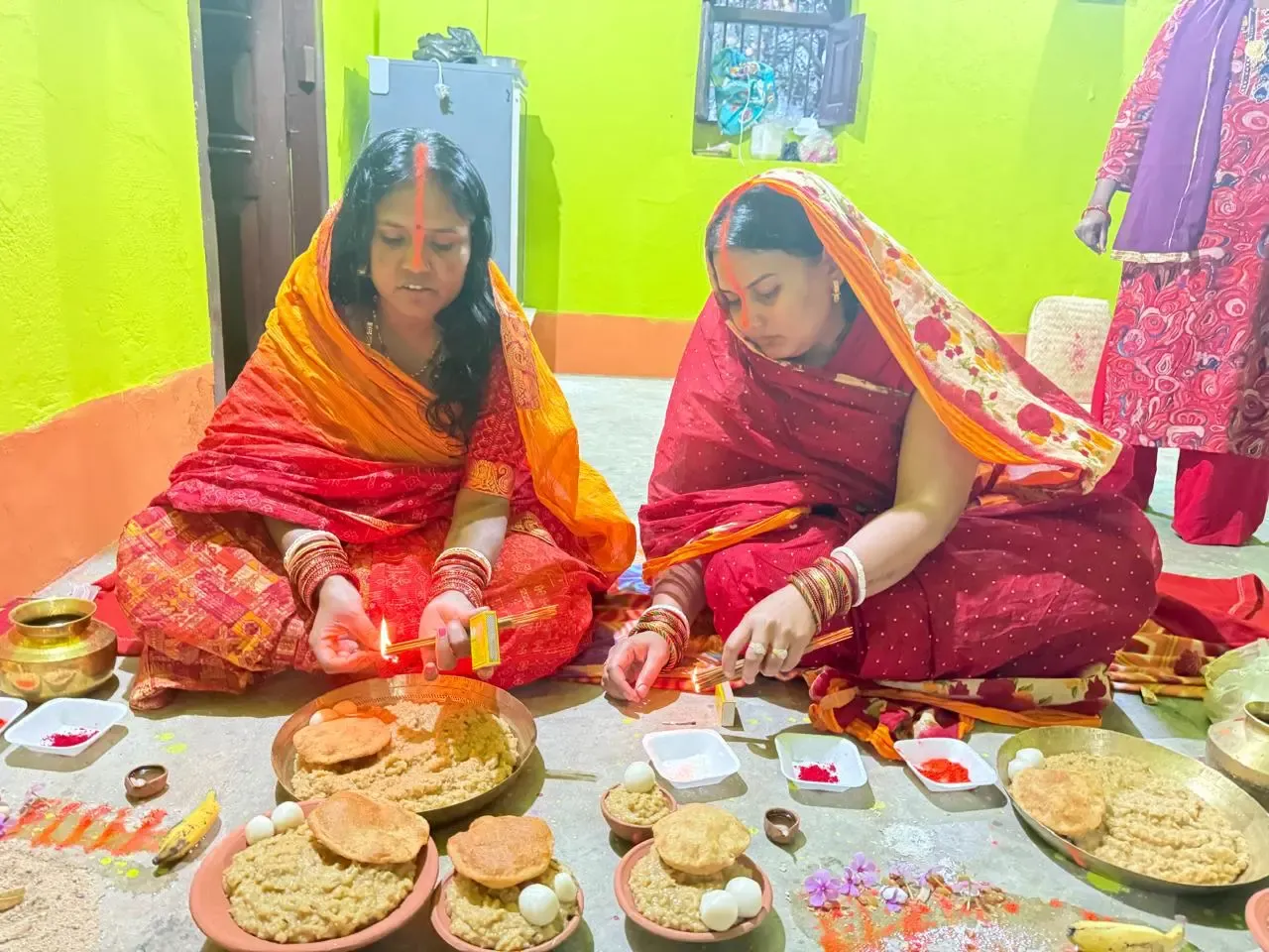 Bihar: MLA Deepa Manjhi Celebrates Kharna Puja During Chaiti Chhath in Gaya