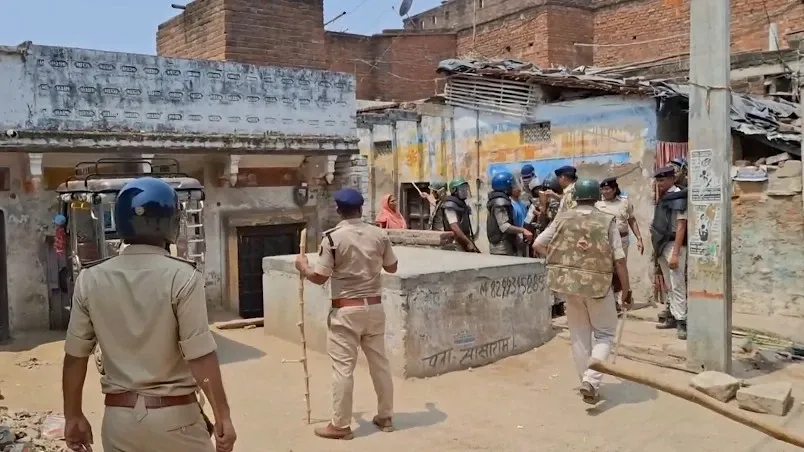 What Led to Stone Pelting in Sasaram and Bhagalpur?