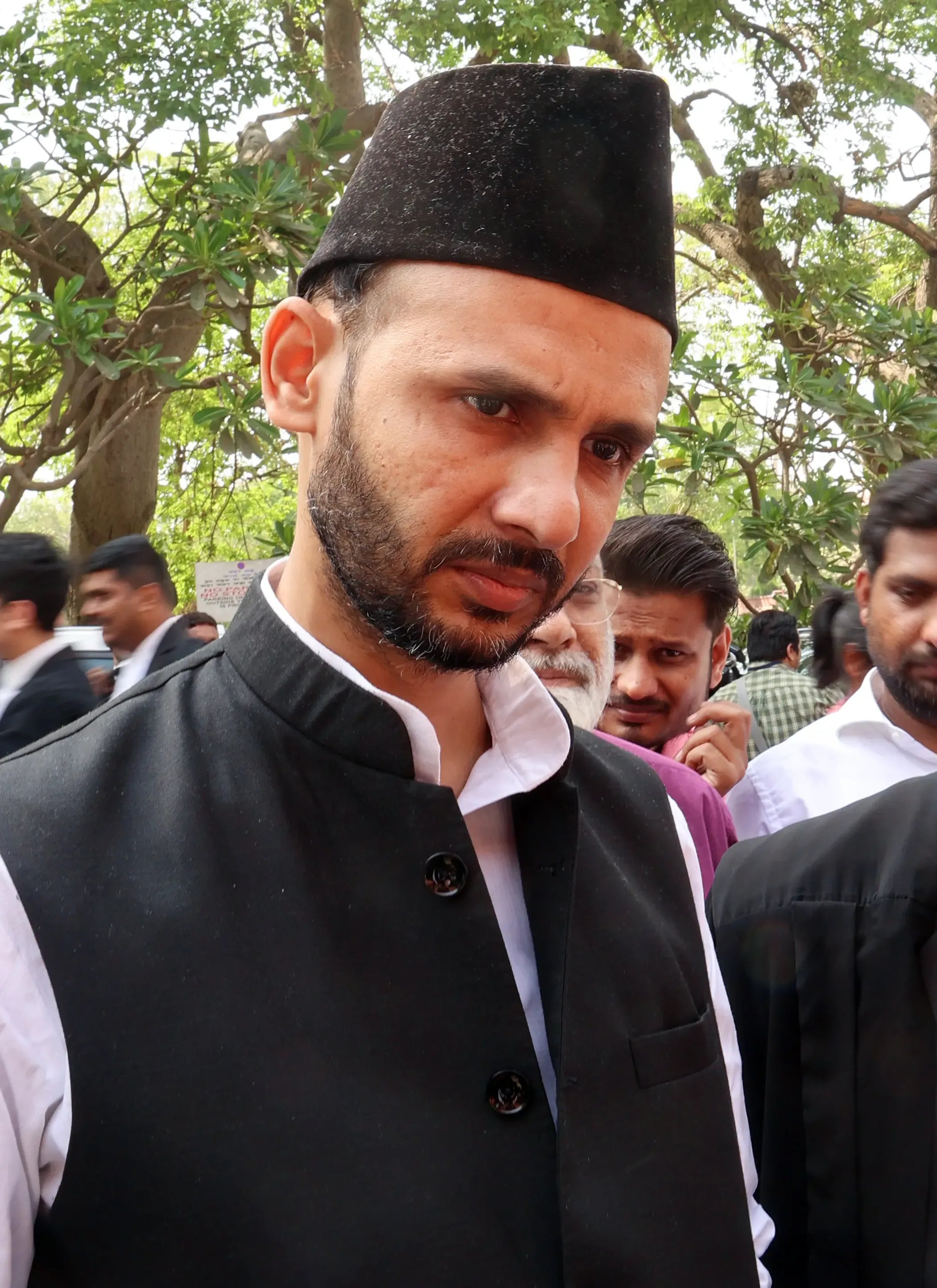 क्या बिजली चोरी के मामले में सपा सांसद जियाउर्रहमान बर्क ने कोर्ट के आदेश पर 6 लाख रुपए जमा किए?