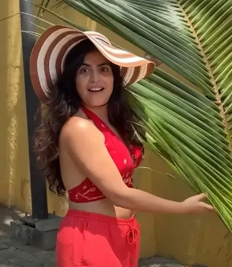 क्या बर्थडे स्पेशल में चुलबुली भूमिकाओं से फेस ब्लाइंडनेस तक का सफर है शेनाज ट्रेजरी का?