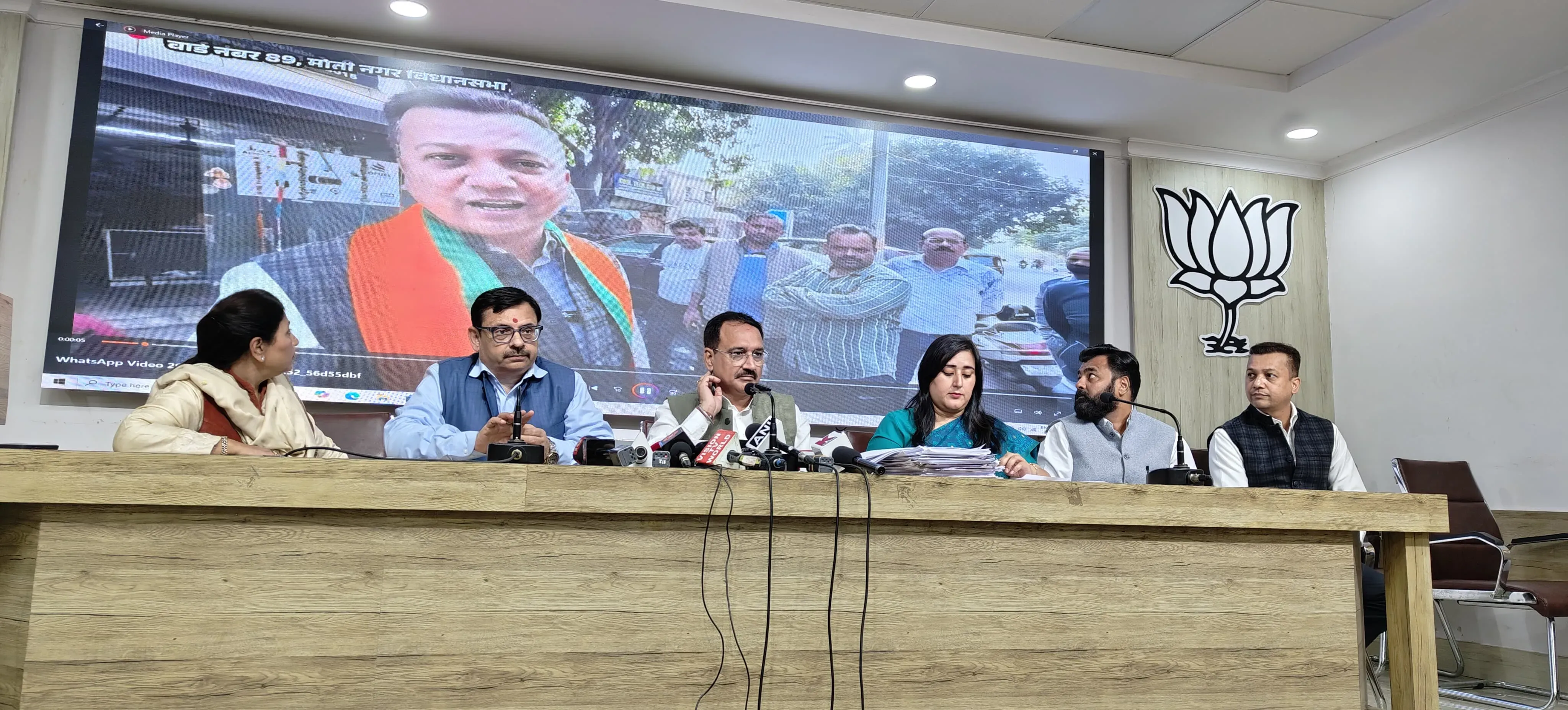 BJP and AAP Engage in Tensions Over Allegations of Fraudulent Voters