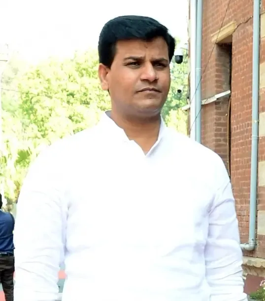 क्या उद्धव ठाकरे राज ठाकरे को भी धोखा देंगे? : रवि राणा