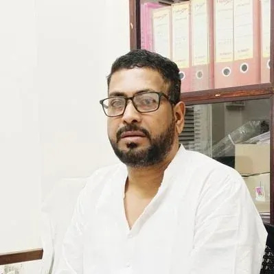 Did a BJP Legislator File a Complaint Against Kolkata Police Commissioner for Disrespecting the Tricolour?