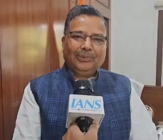 BJP Anticipates Significant Victory in Delhi: UP Minister Jaiveer Singh