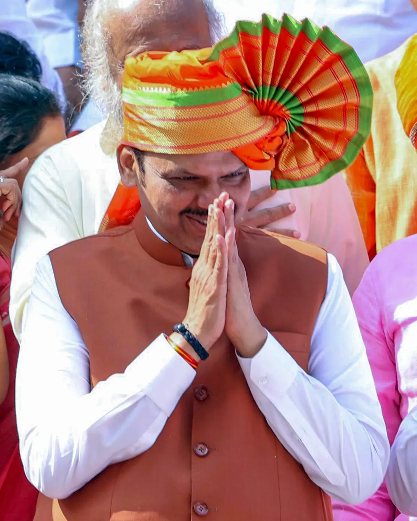 BJP Upholds 'All-Rounder' Fadnavis for Maharashtra Amidst 'Night Watchman' Strategy in Other States