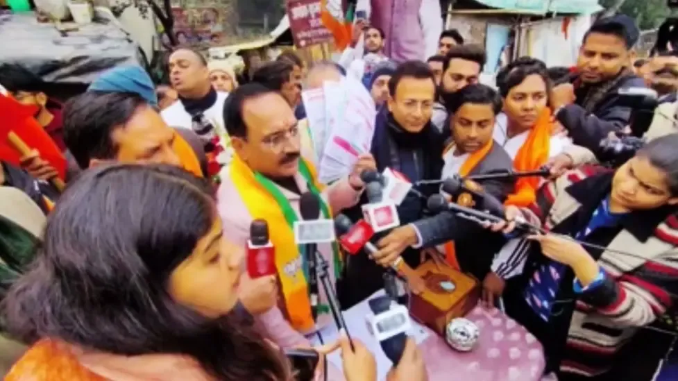 Virendra Sachdeva Promises Housing for All Homeless in Delhi