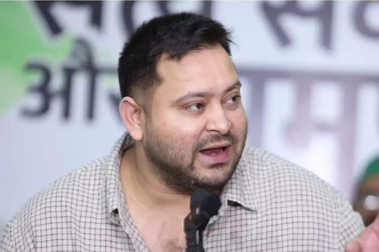 क्या बीएलओ फर्जी फॉर्म अपलोड कर रहे हैं? चुनाव आयोग की प्रक्रिया सिर्फ दिखावा है: तेजस्वी यादव
