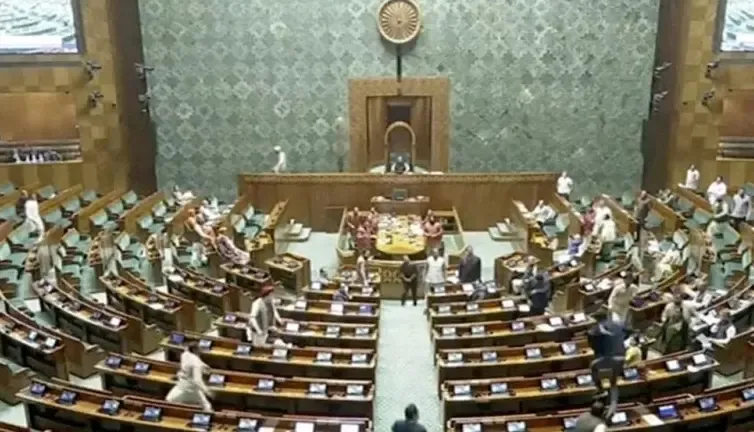 Union Cabinet Greenlights Revisions to Waqf Bill, Paves Way for Parliamentary Discussion