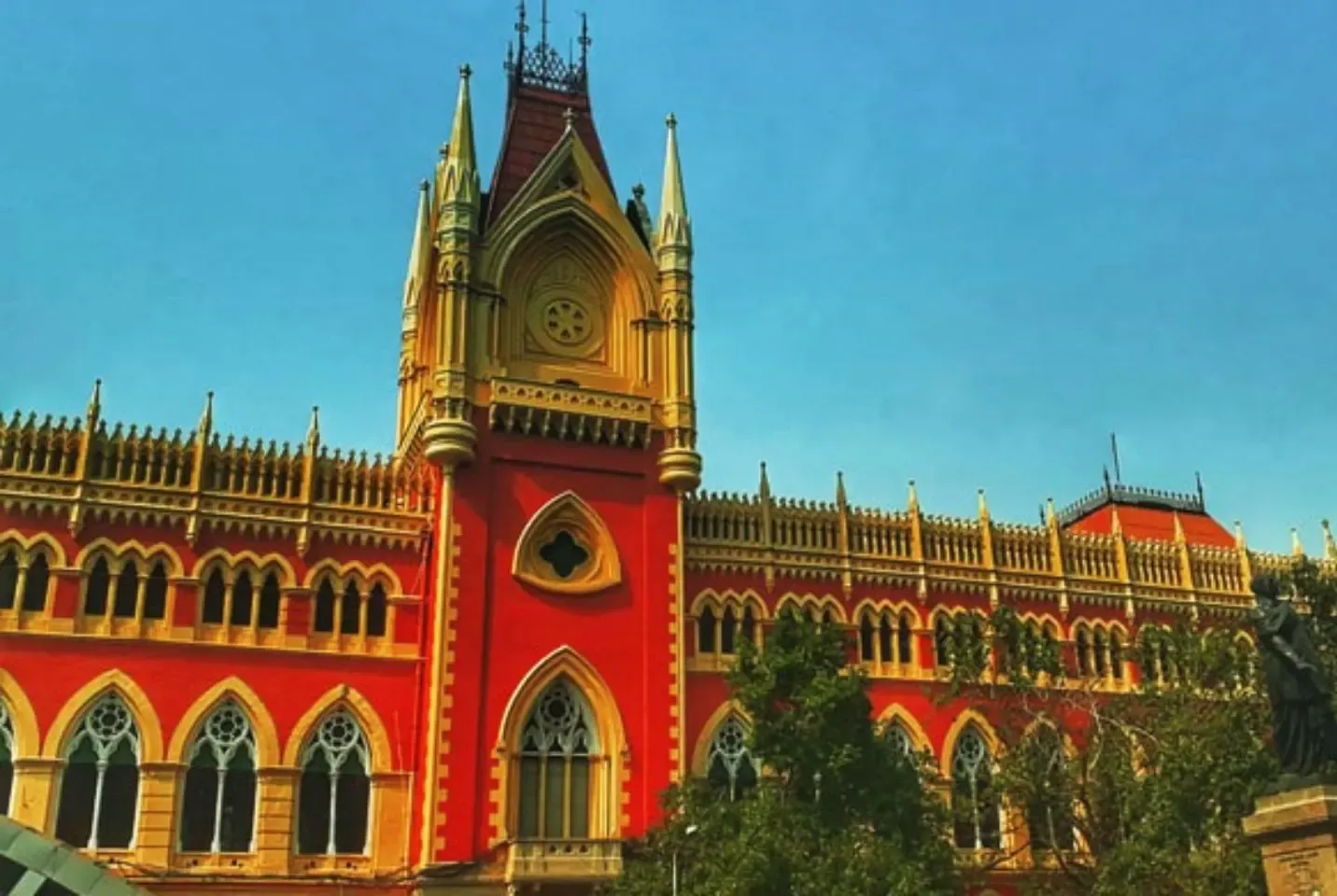 Did the Calcutta HC Order CBI to Report on Sheikh Shahjahan's Role in ED Officer Assault?