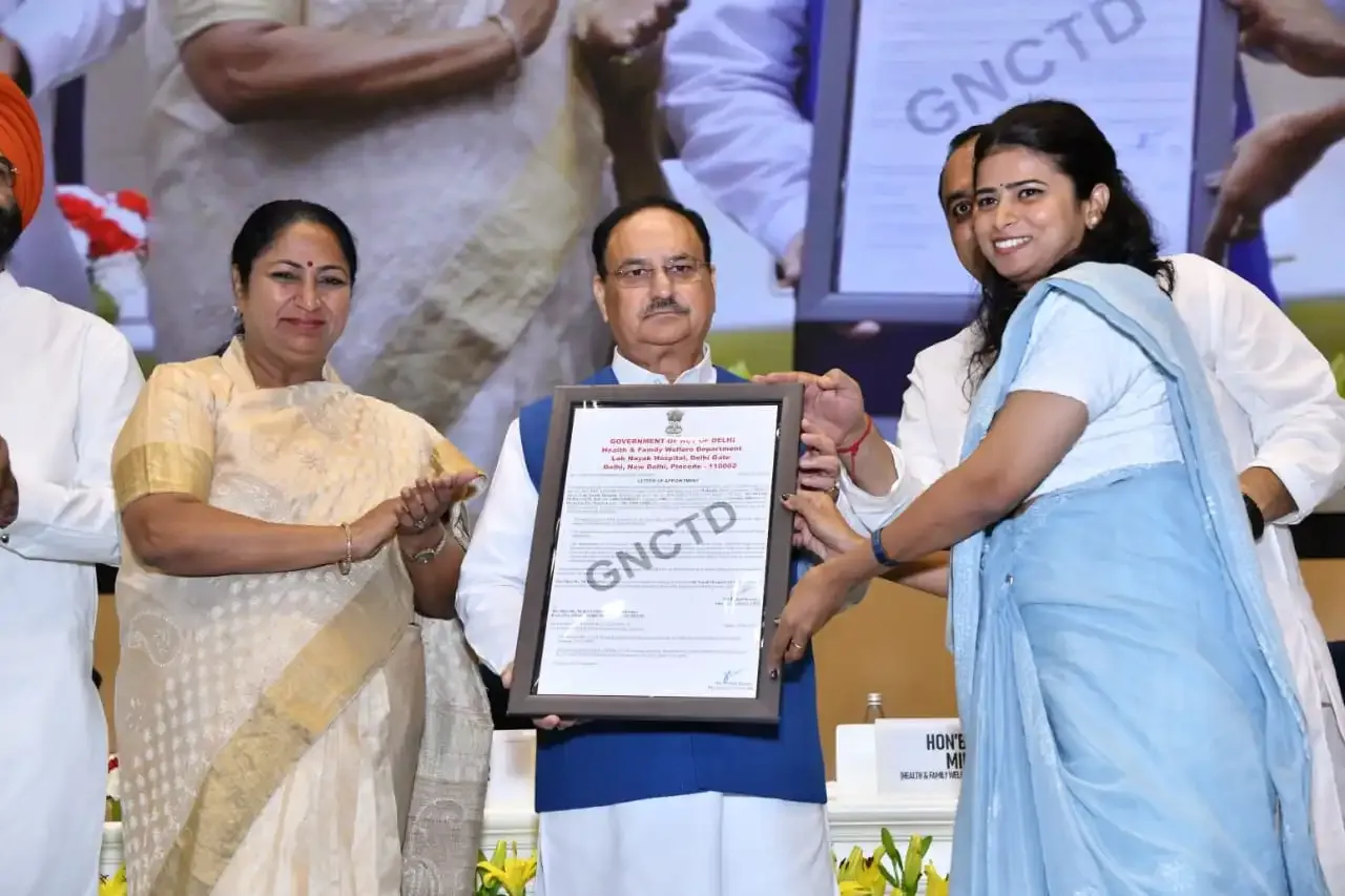 Will the Centre Achieve the Goal of 1,100 Ayushman Arogya Mandirs in Delhi by March 31, 2026?