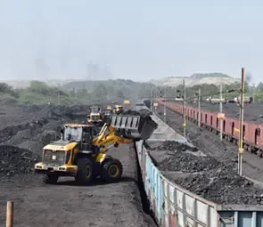 Government Prepares to Deliver 906 Million Tonnes of Coal to Power Sector for 2025-26