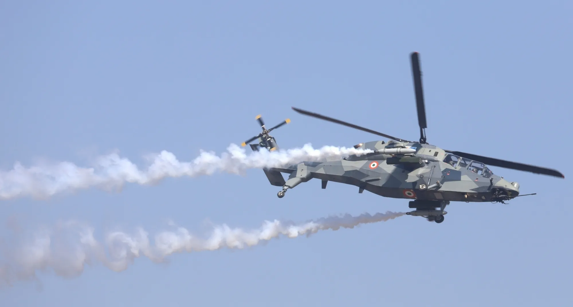 Government Signs Contracts Worth Rs 62,700 Crore with HAL for 156 LCH Supply