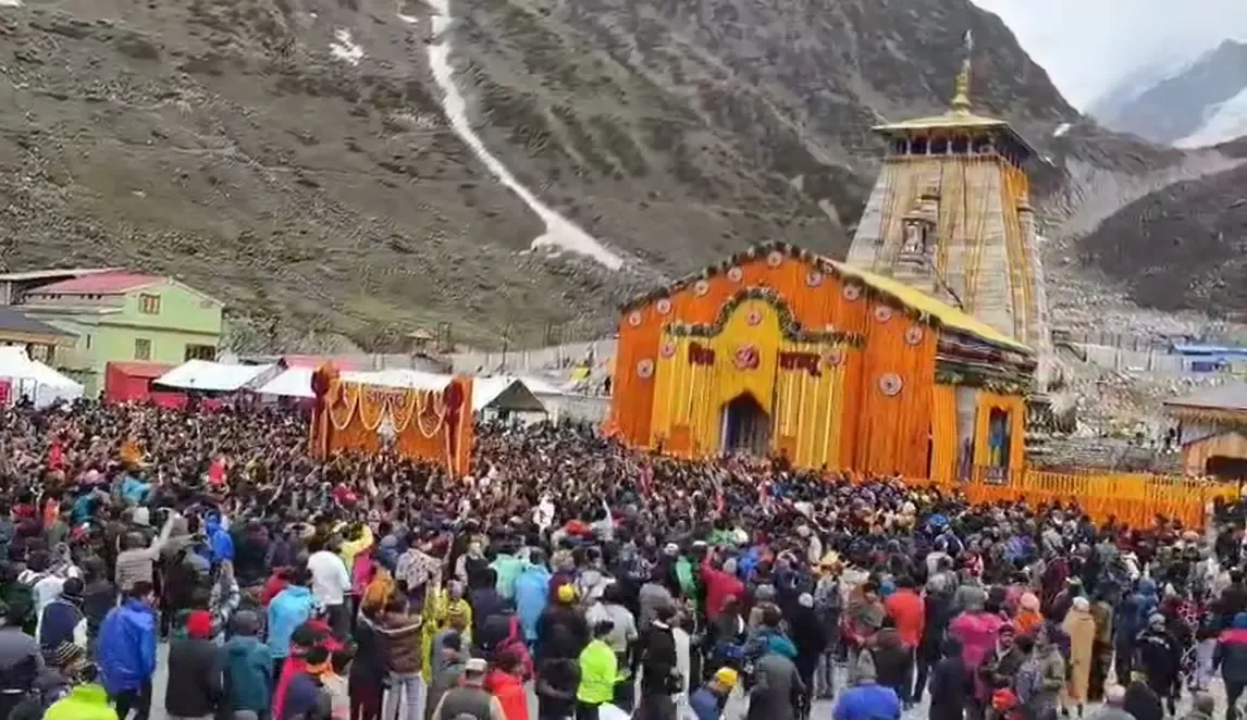 When Do Chopper Services Start for Kedarnath and Badrinath?