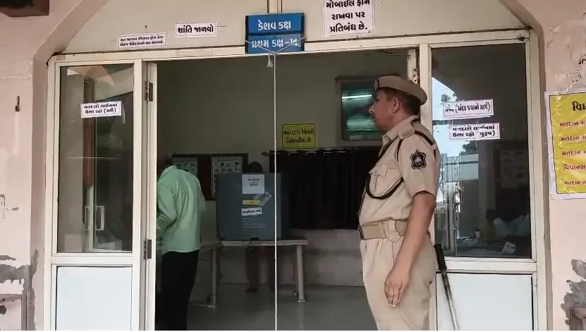 क्या चार राज्यों की पांच विधानसभा सीटों पर उपचुनाव शुरू हो गए हैं?