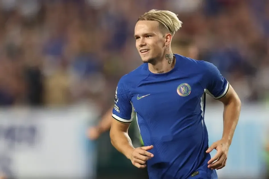 Chelsea Striker Mykhailo Mudryk Faces Suspension Due to Doping Allegation
