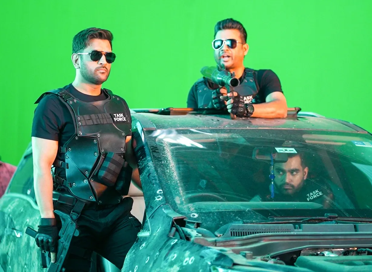 Are Chennai's Heartthrobs M S Dhoni & R Madhavan Collaborating for Something Big?