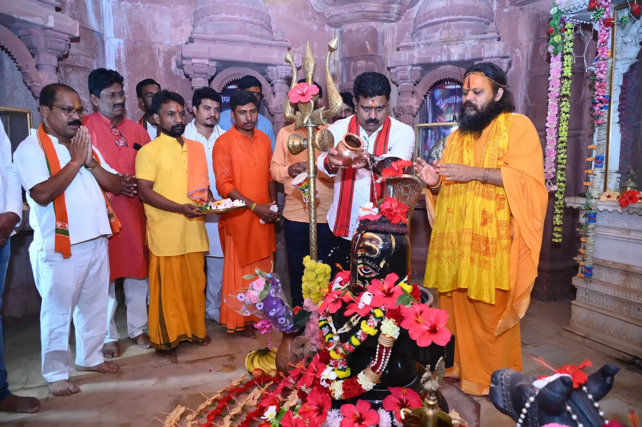 क्या डिप्टी सीएम विजय शर्मा ने बालोद दौरे पर भूपेश बघेल पर निशाना साधा?