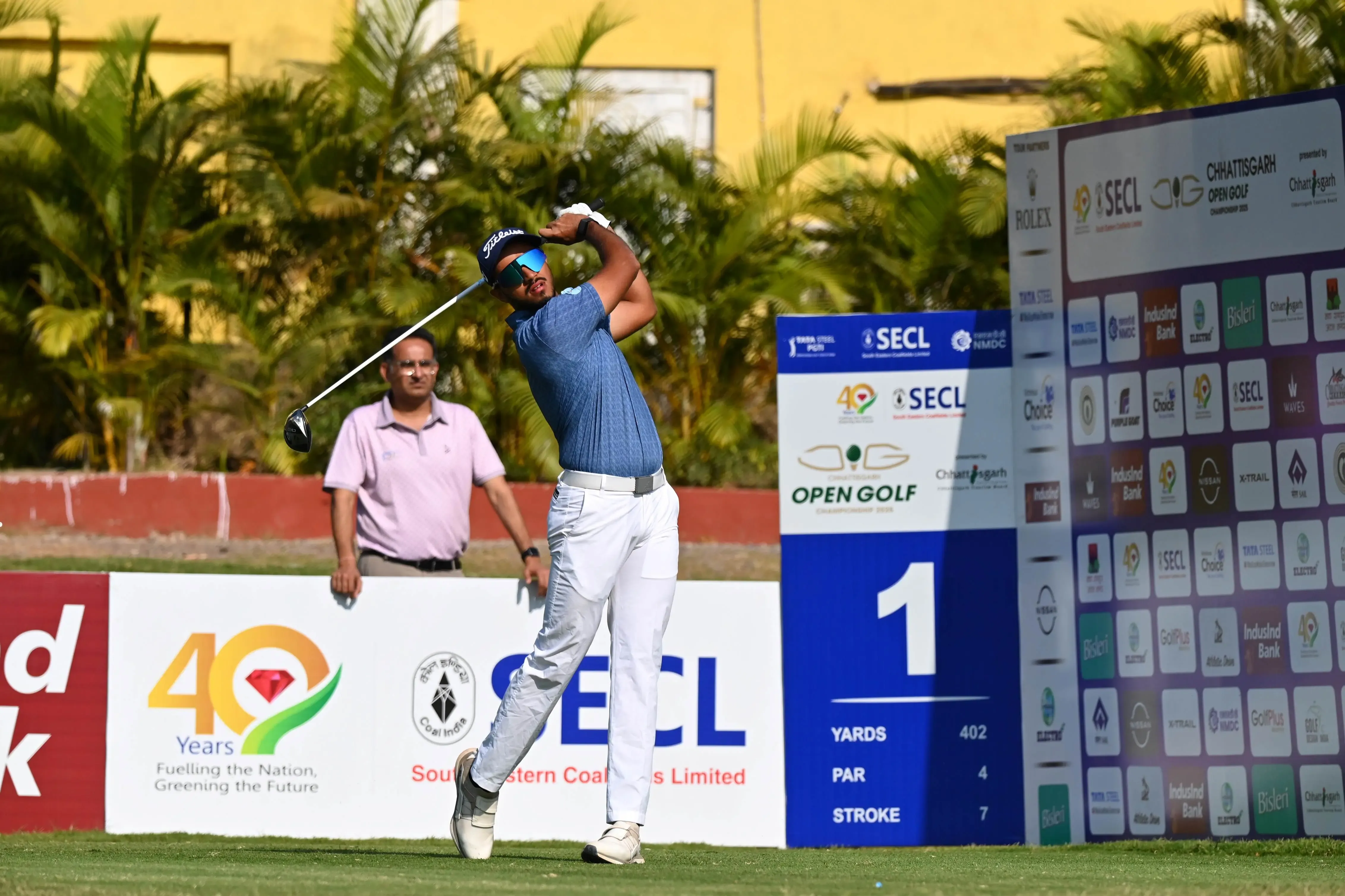 Chhattisgarh Open Golf: Shaurya Bhattacharya Takes Command with an Impressive 61