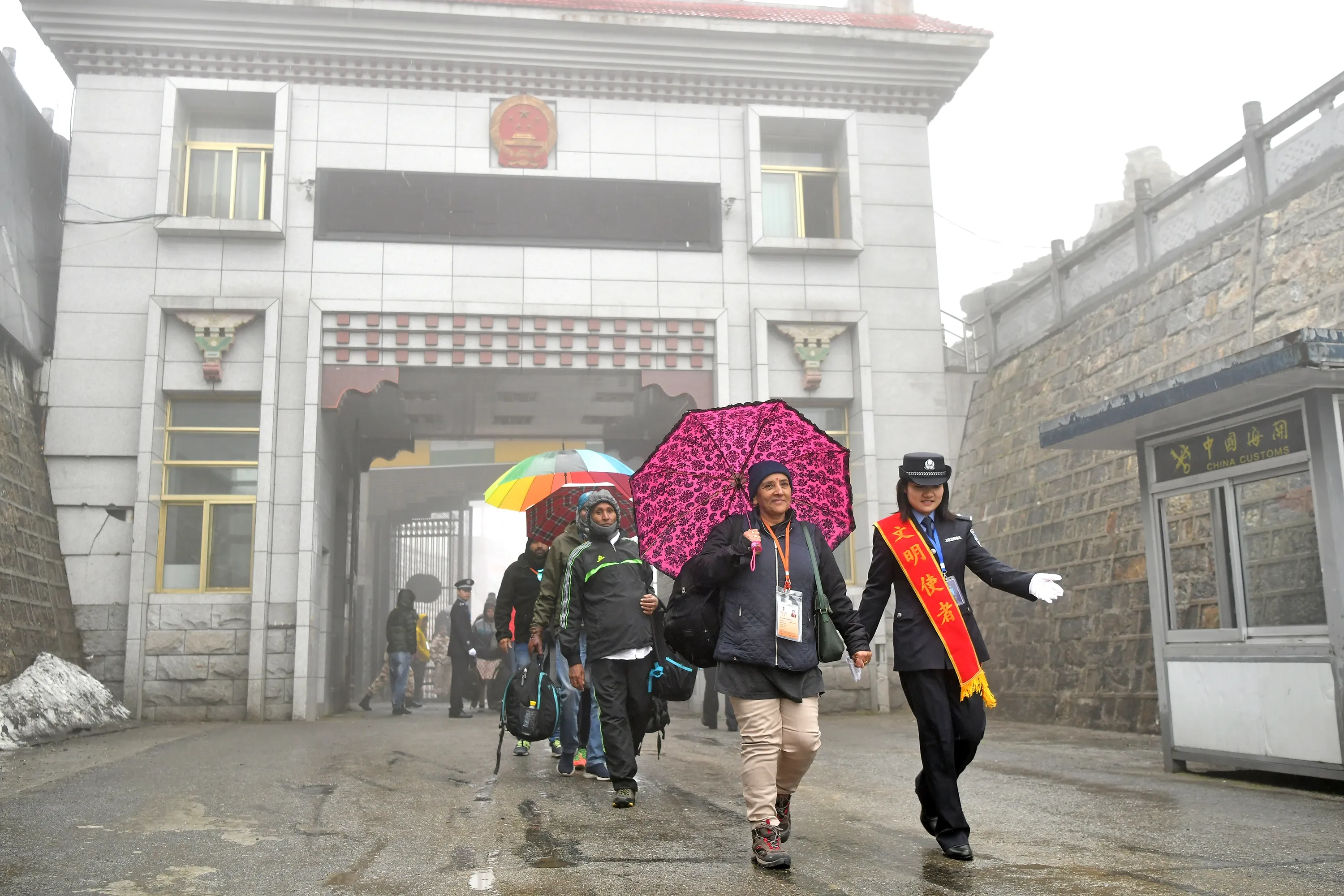 Has China's military aggression impacted border trade through Nathu La?