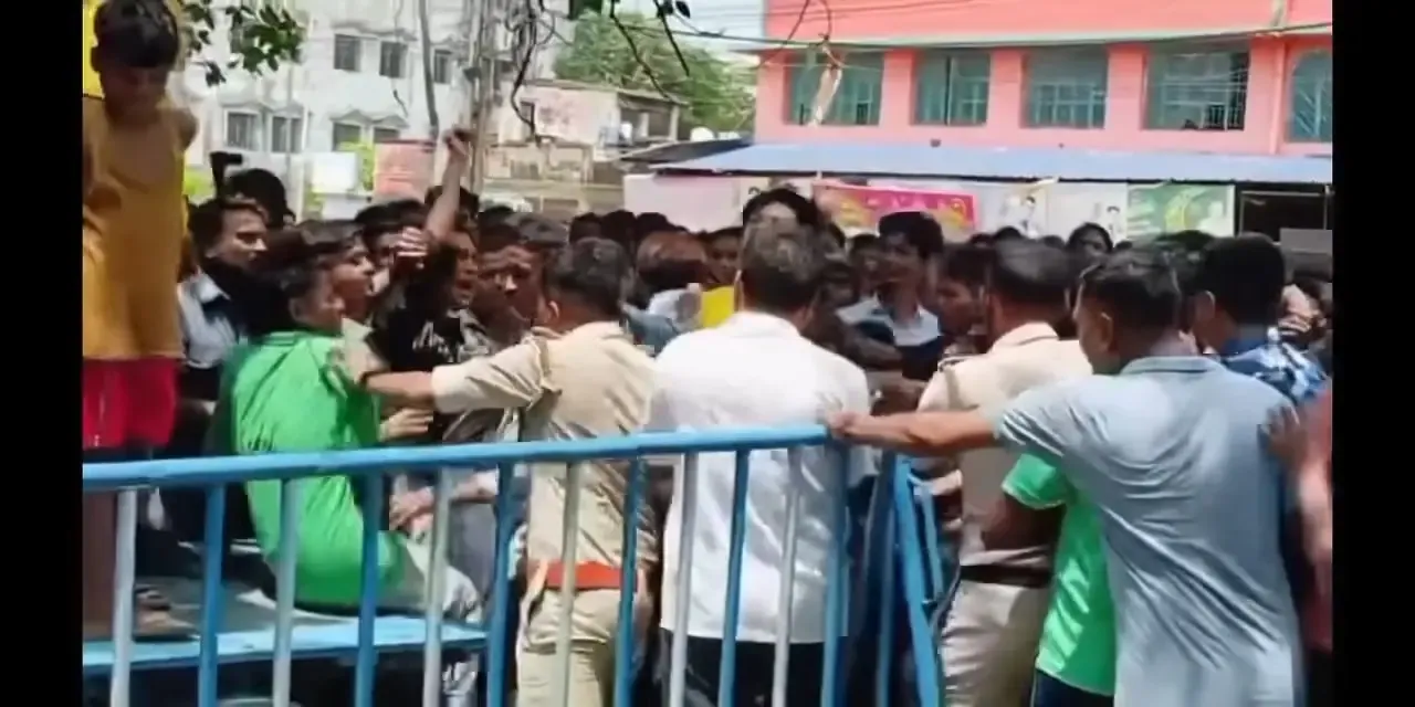 What Caused the Clashes Between Two Groups in Bengal's Maheshtala?