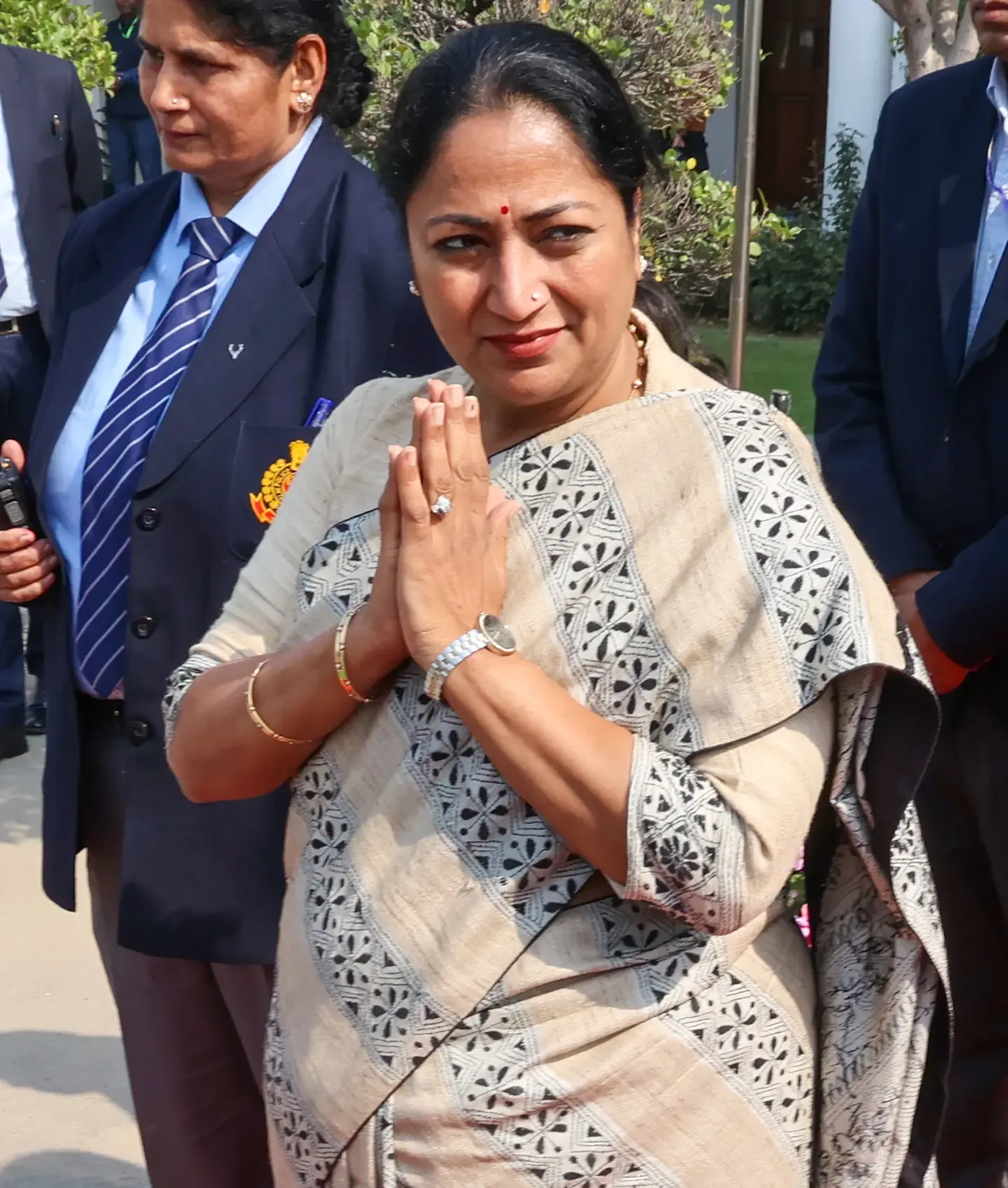 CM Gupta Alters AAP Government's Position, Agrees to MoU with Centre for Health Centres