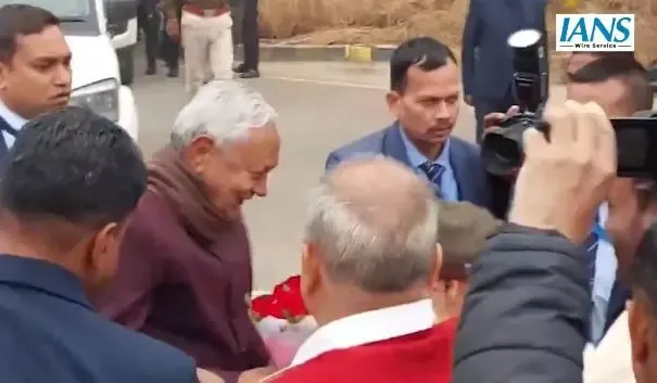 Chief Minister Nitish Kumar Attends Dahi-Chura Feast at LJP(RV) Office Amid Chirag Paswan's Absence
