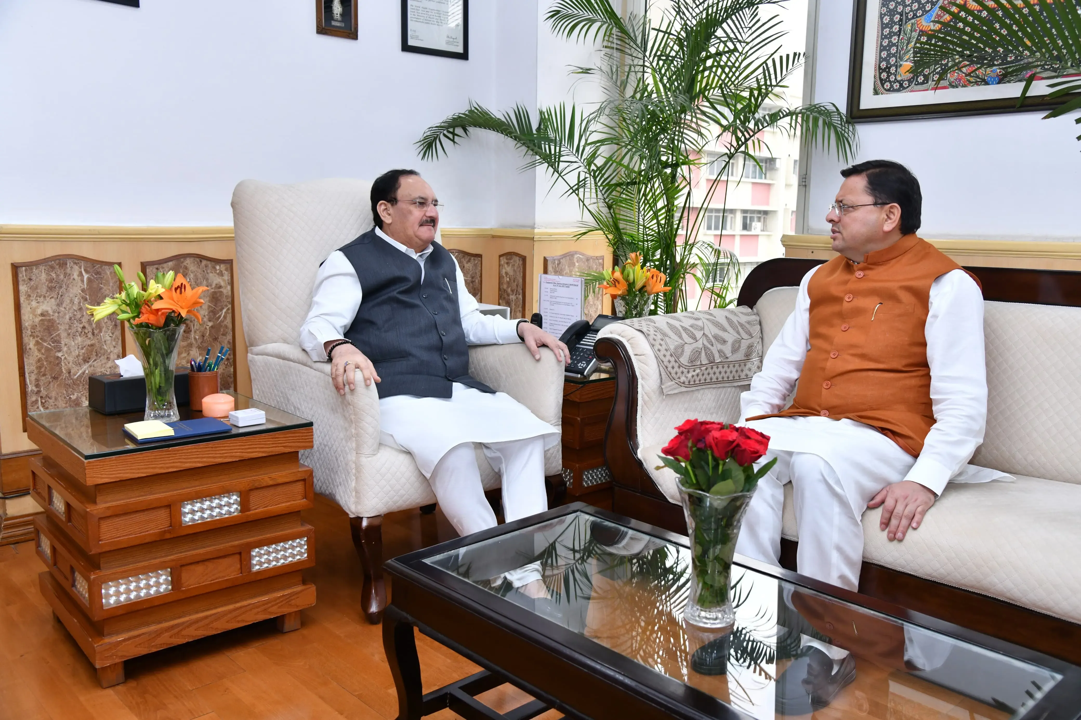 क्या सीएम पुष्कर धामी ने केंद्रीय स्वास्थ्य मंत्री जेपी नड्डा से महत्वपूर्ण मुद्दों पर चर्चा की?