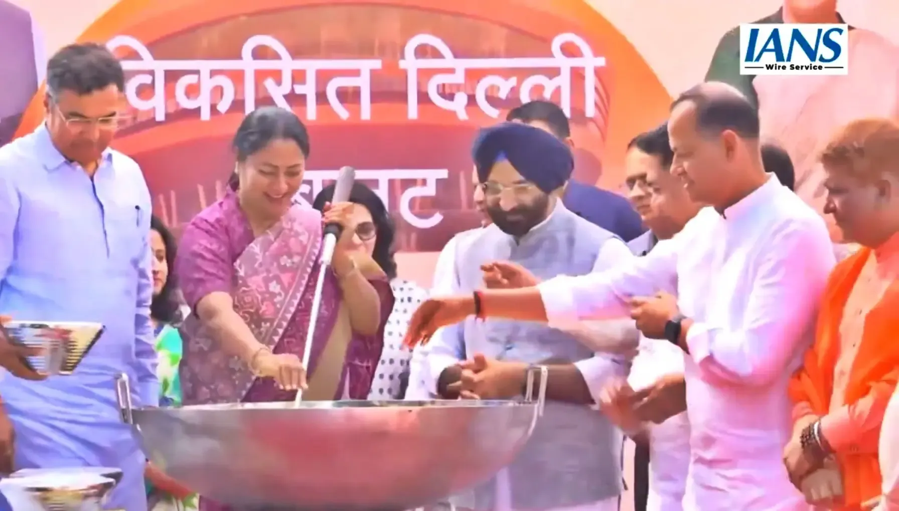 CM Rekha Gupta's Kheer Ceremony as BJP Government Readies for Viksit Delhi Budget