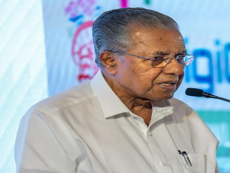 What are the Details of CM Vijayan's 2nd Phase of Insurance Scheme for State Employees and Pensioners?
