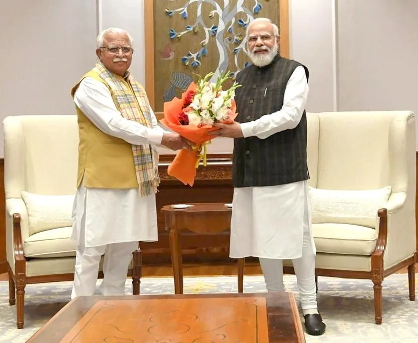 How did PM Modi honor ML Khattar on his 71st birthday?